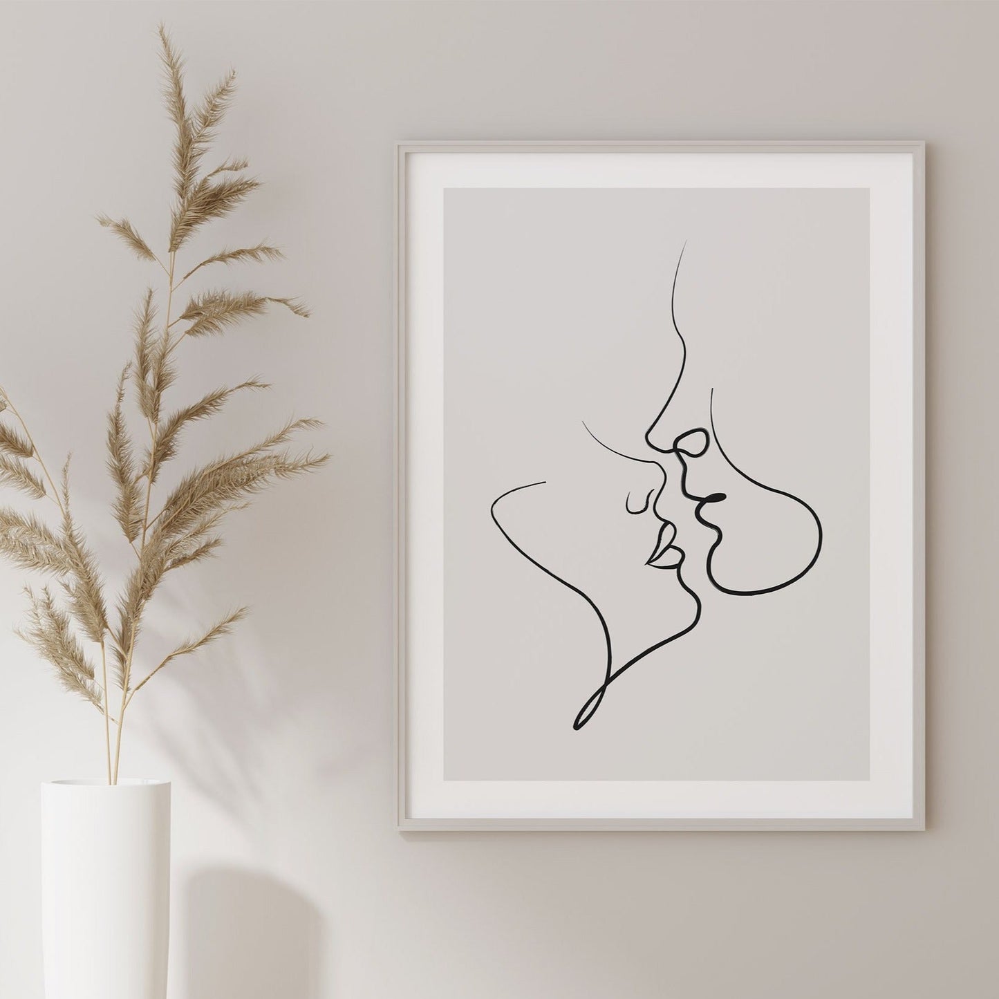 Kissing couple line art