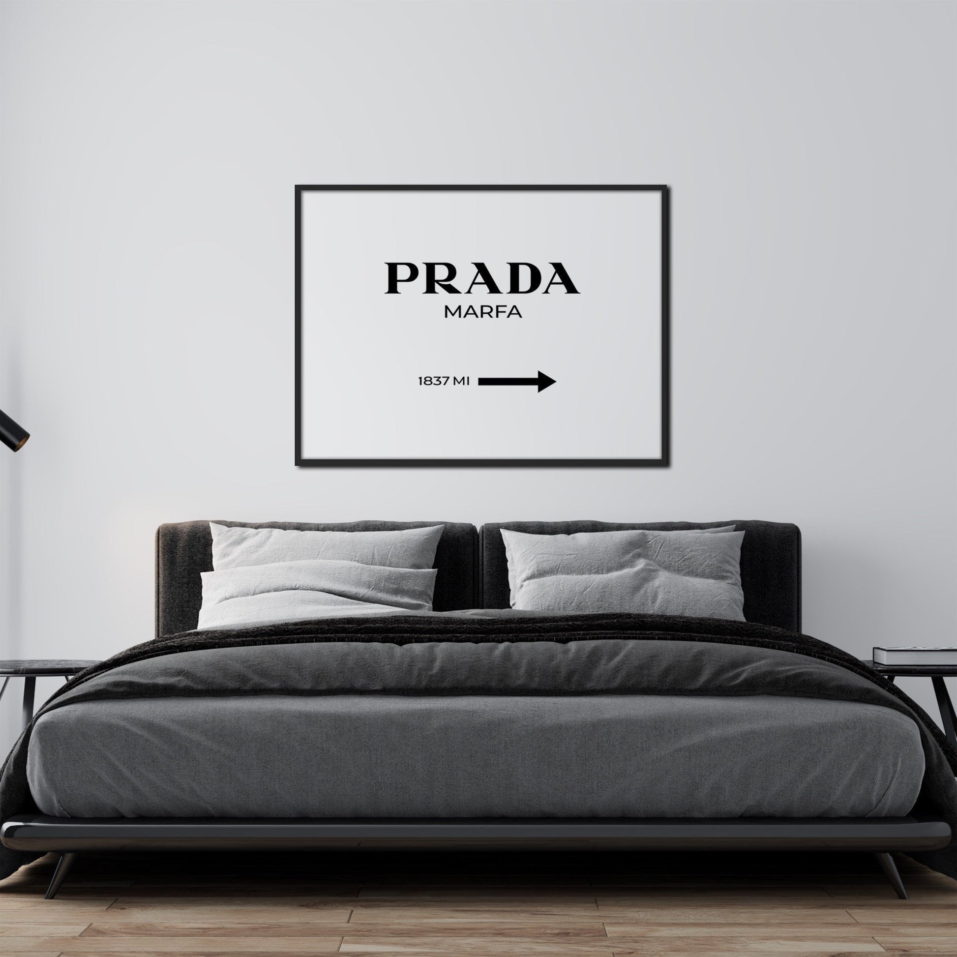 Prada Marfa sign